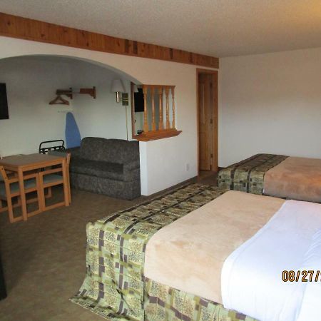 North Country Inn & Suites Mandan Eksteriør billede