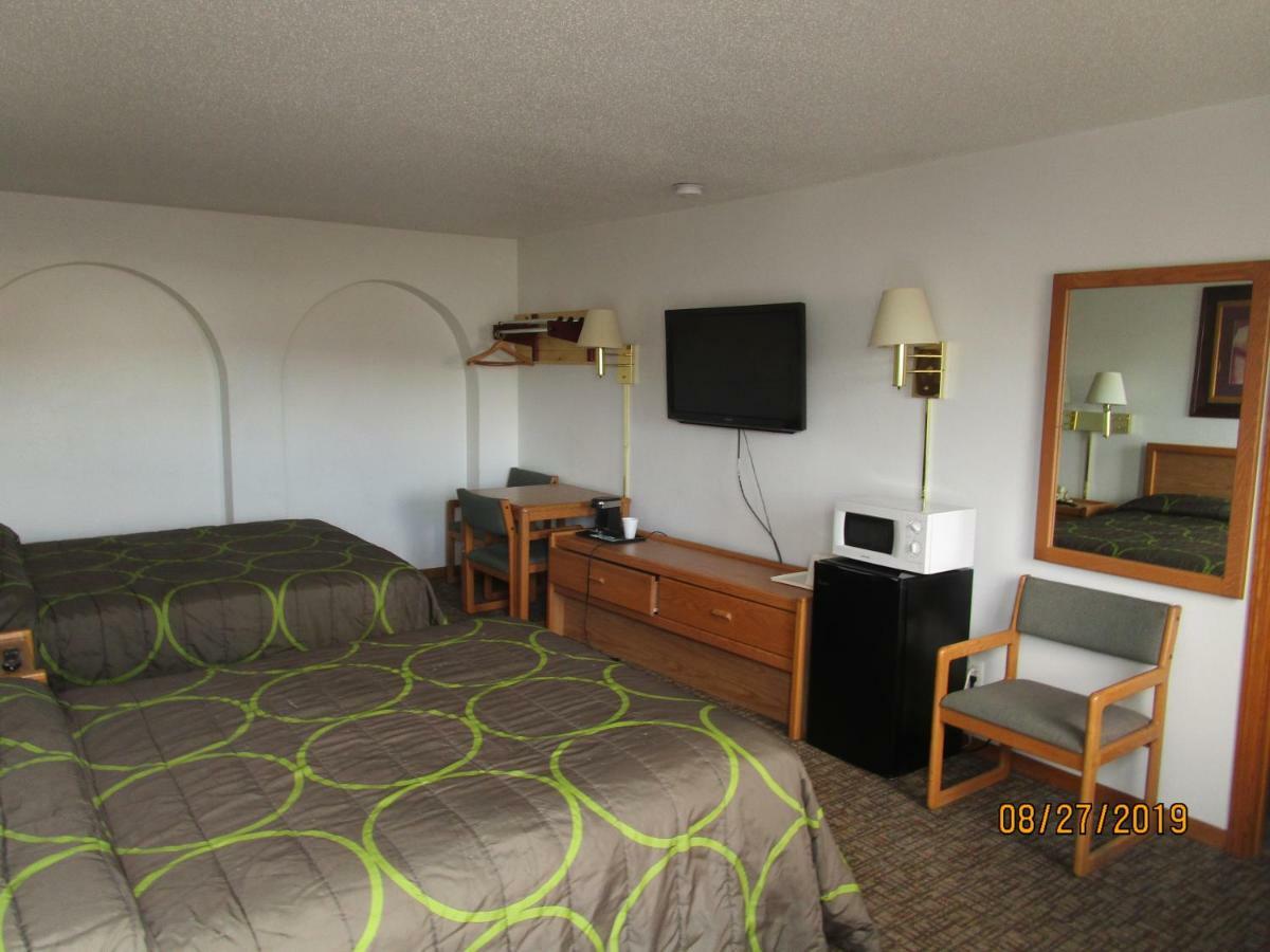 North Country Inn & Suites Mandan Eksteriør billede